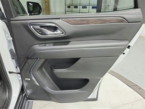 Used 2021 Chevrolet Tahoe LT image 44