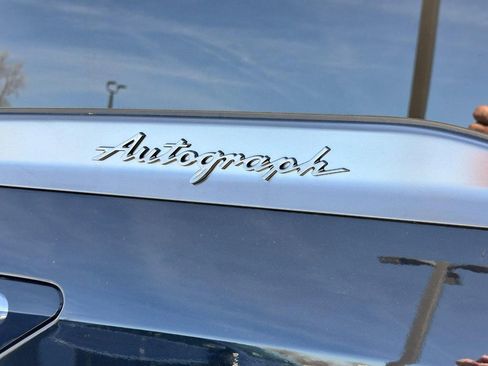 Used 2025 INFINITI QX80 Autograph image 5