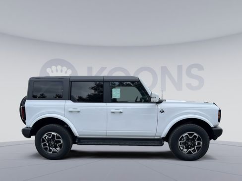 New 2025 Ford Bronco Outer Banks image 8