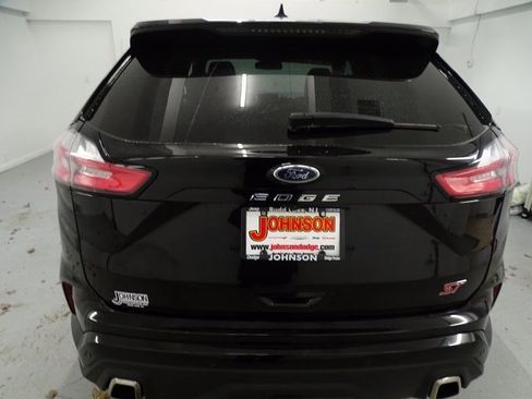 Used 2022 Ford Edge ST w/ Equipment Group 401A image 21