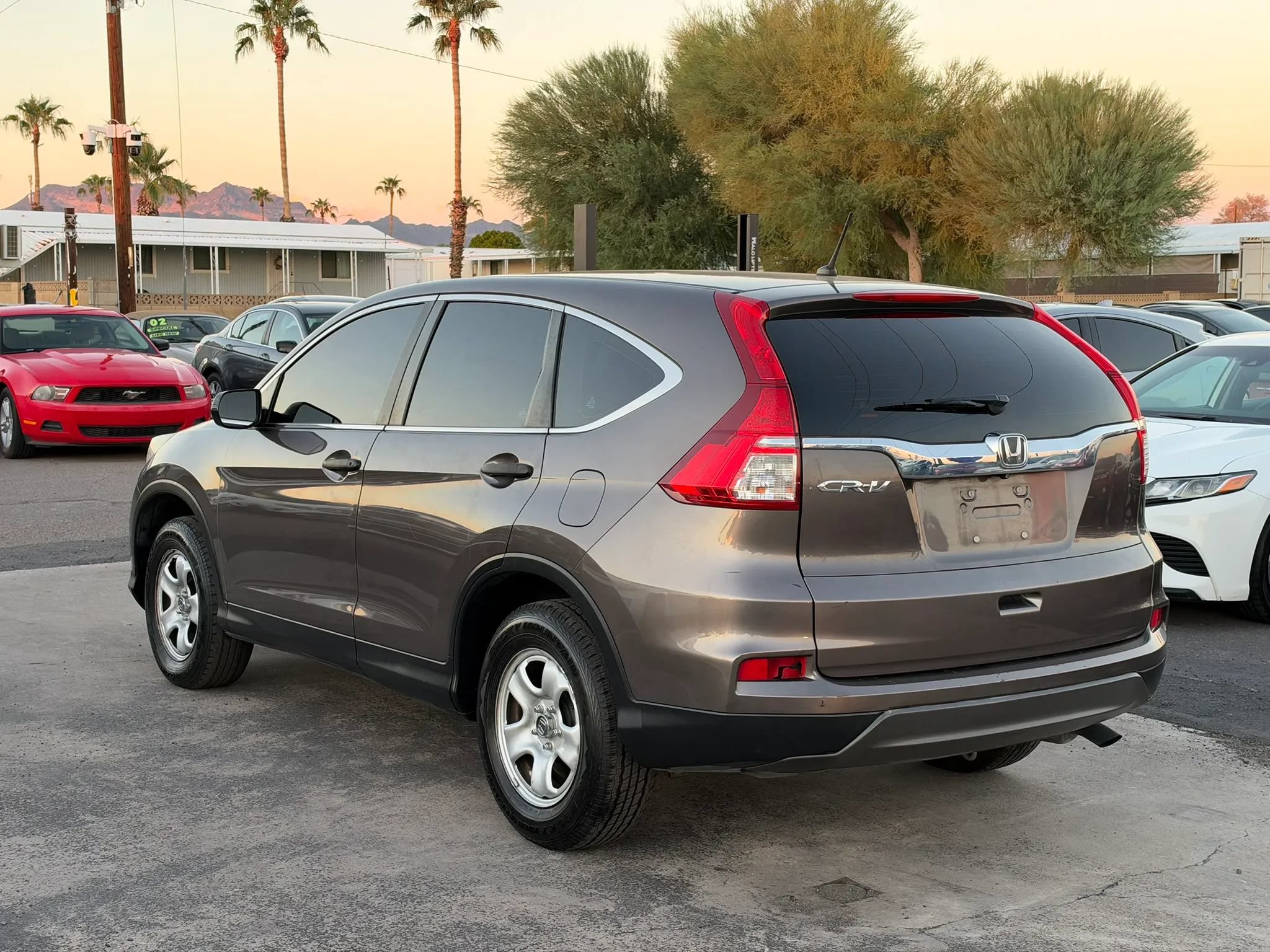 Used 2015 Honda CR-V LX image 5