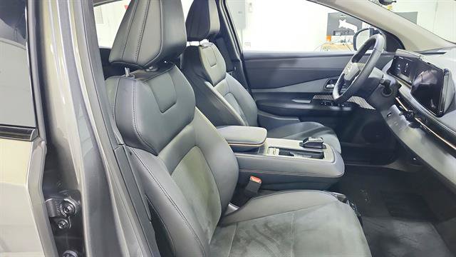 Certified 2024 Nissan Ariya AWD image 25