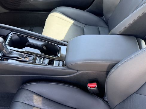 Used 2025 Honda Accord Touring image 19