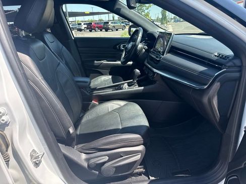 Used 2022 Jeep Compass High Altitude image 36