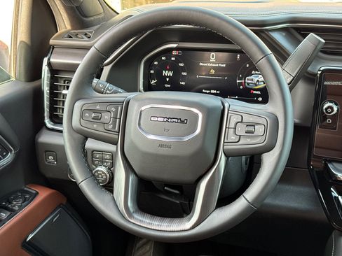 New 2026 GMC Sierra 3500 Denali Ultimate w/ LPO, Black Badging Package image 25