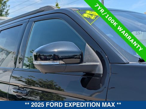 Used 2025 Ford Expedition Max Platinum w/ Stealth Appearance Package AWD/4WD image 11