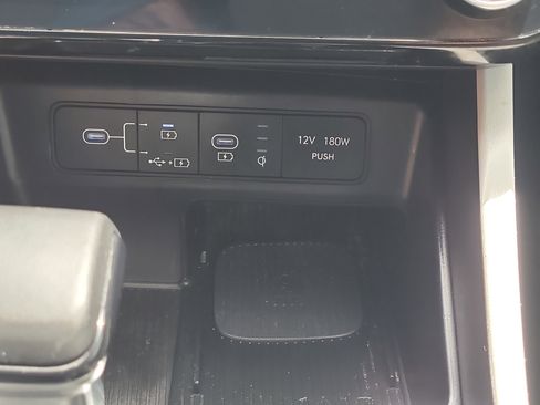 Used 2025 Hyundai Tucson SEL FWD image 28