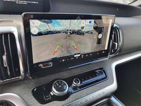 New 2026 Ford Expedition Tremor image 7