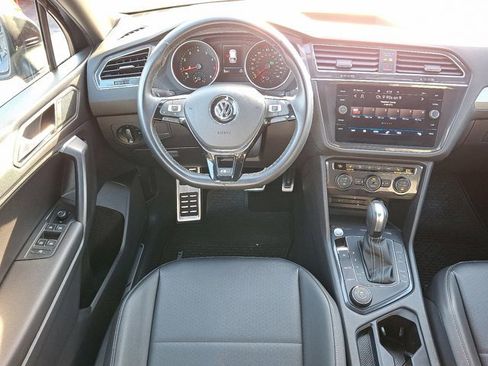Certified 2021 Volkswagen Tiguan SE R-Line image 13