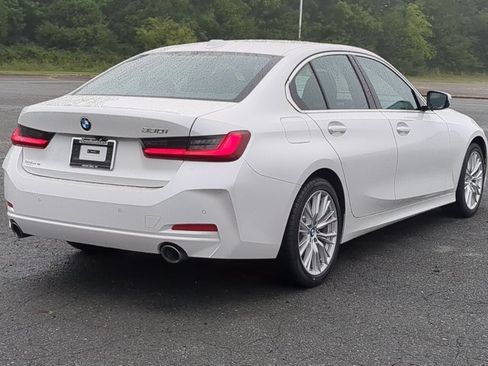 Used 2024 BMW 330i Sedan RWD image 4
