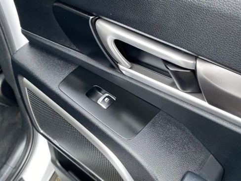 Used 2023 Kia Telluride S image 26