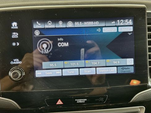 Used 2019 Honda Pilot Elite image 19