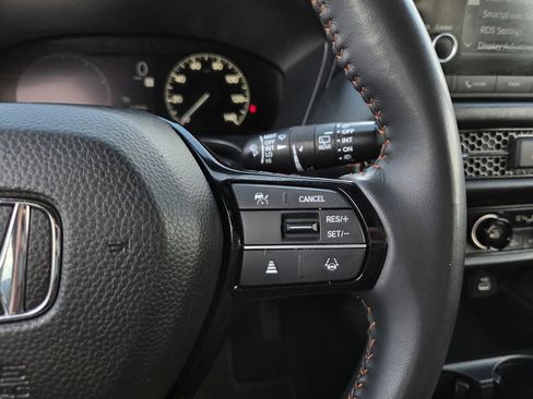 Used 2025 Honda HR-V Sport image 21