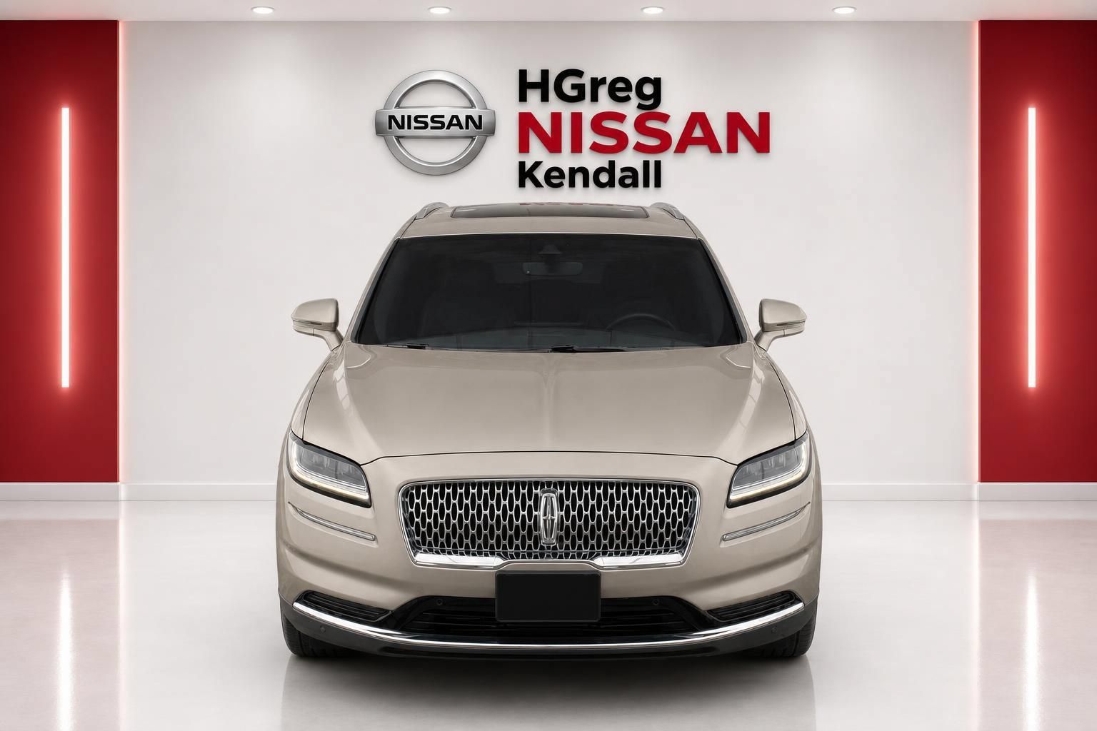 Used 2023 Lincoln Nautilus Reserve w/ Equipment Group 201A FWD image 5