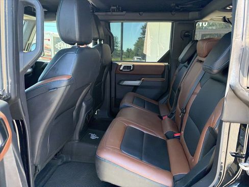 Used 2023 Ford Bronco Outer Banks AWD/4WD image 5