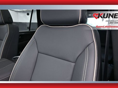 New 2026 Chevrolet Tahoe Premier w/ Sun And Tow Package AWD/4WD image 20