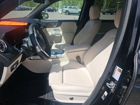 Used 2026 Mercedes-Benz GLB 250 image 7