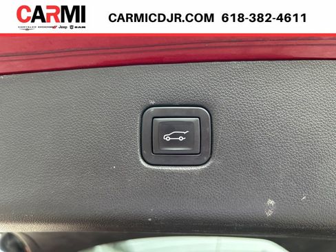 Used 2019 Chevrolet Blazer RS AWD/4WD image 40