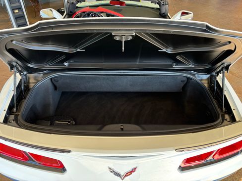 Used 2019 Chevrolet Corvette Grand Sport w/ Z07 Performance Package image 31