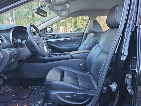 Used 2018 Nissan Maxima 3.5 SV image 15