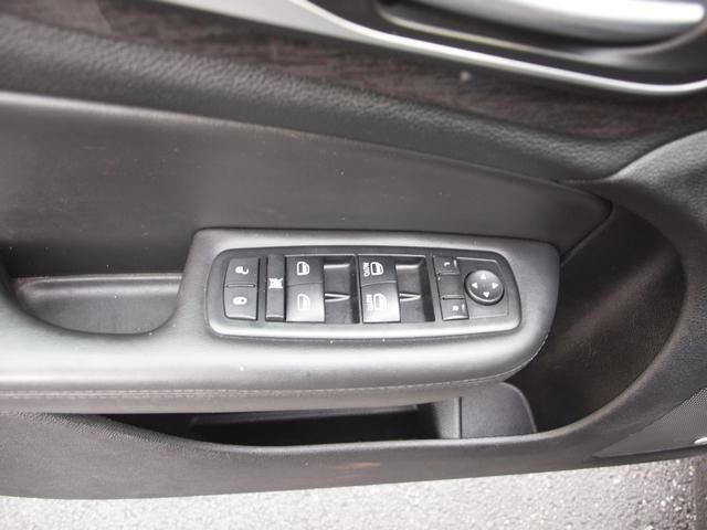 Used 2015 Chrysler 200 C w/ Navigation & Sound Group I FWD image 8