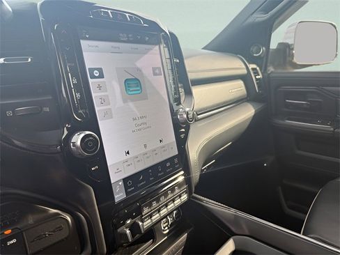 Used 2022 RAM 3500 Limited image 9