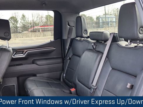 Certified 2025 GMC Sierra 1500 SLT image 12