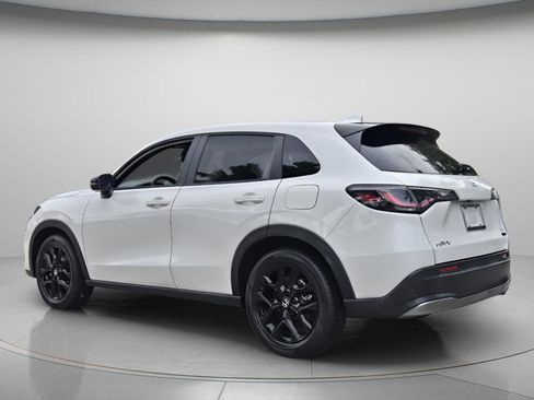 Certified 2023 Honda HR-V Sport image 6