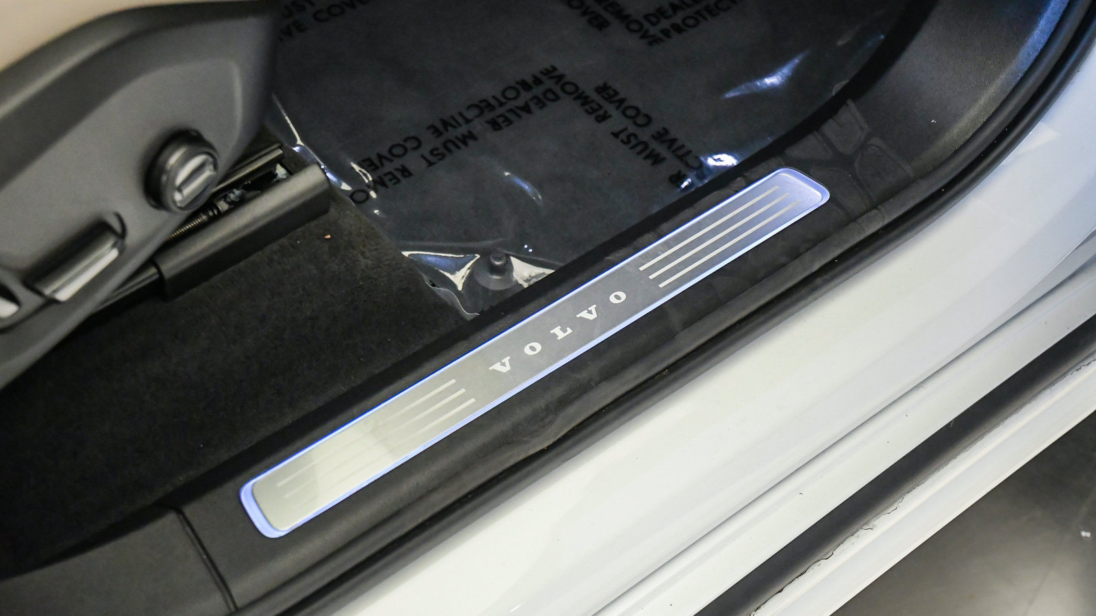 Used 2026 Volvo XC90 B6 Plus w/ Protection Package Premier AWD/4WD image 19