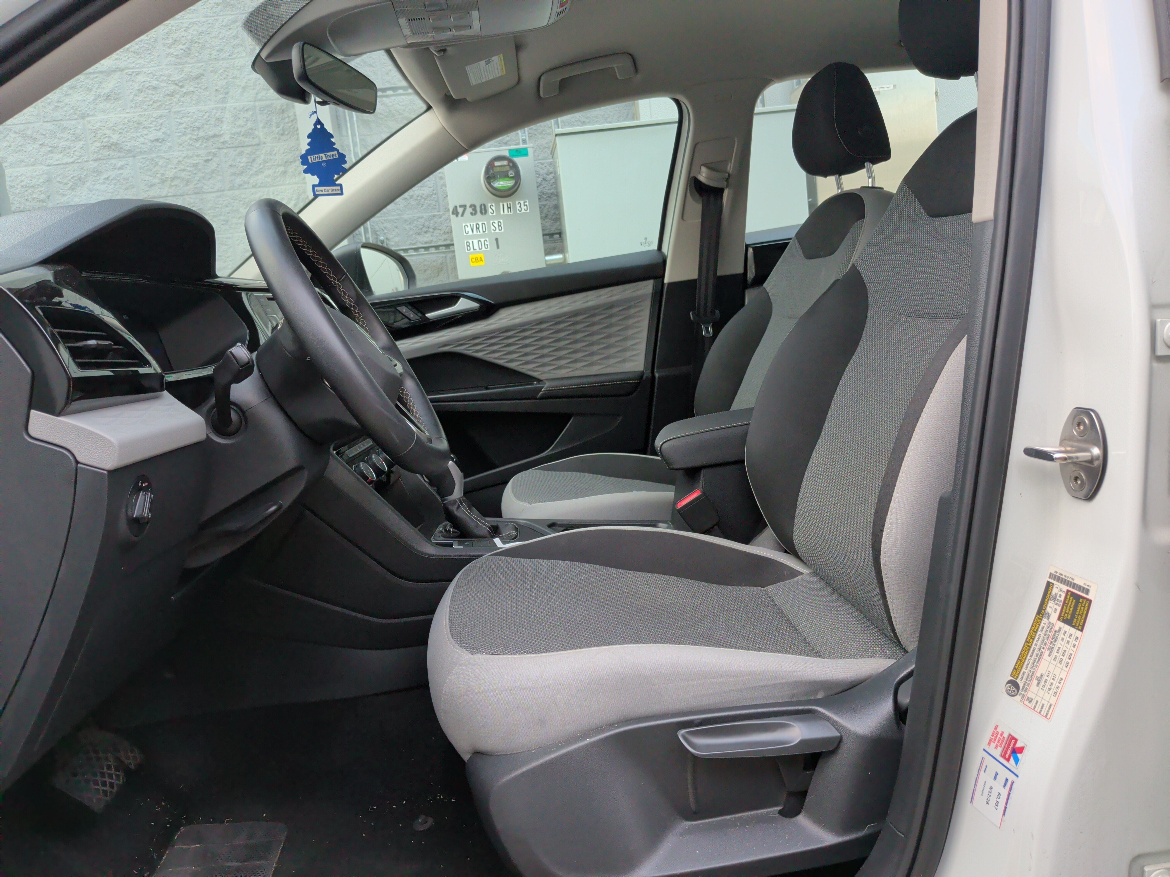Used 2024 Volkswagen Taos S FWD image 15