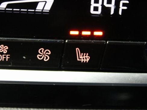 Used 2023 BMW 530i xDrive w/ Convenience Package image 31