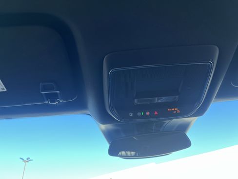 Used 2025 Chevrolet Blazer EV RS image 36