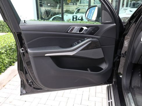 Used 2024 BMW X5 sDrive40i w/ Premium Package RWD image 13