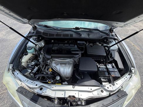 Used 2011 Toyota Camry LE w/ LE Extra-Value Pkg FWD image 19