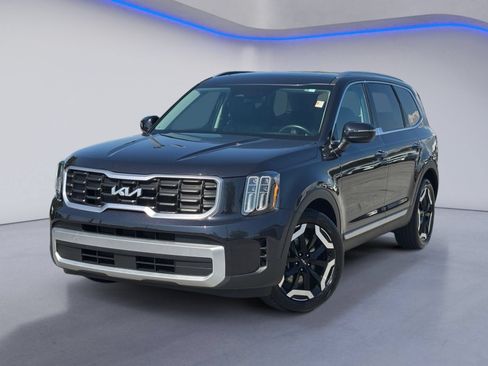 Used 2025 Kia Telluride S AWD/4WD image 2