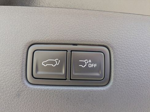 New 2026 Kia Carnival EX FWD image 15