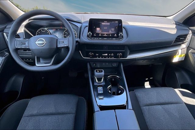 New 2026 Nissan Rogue SV FWD image 5