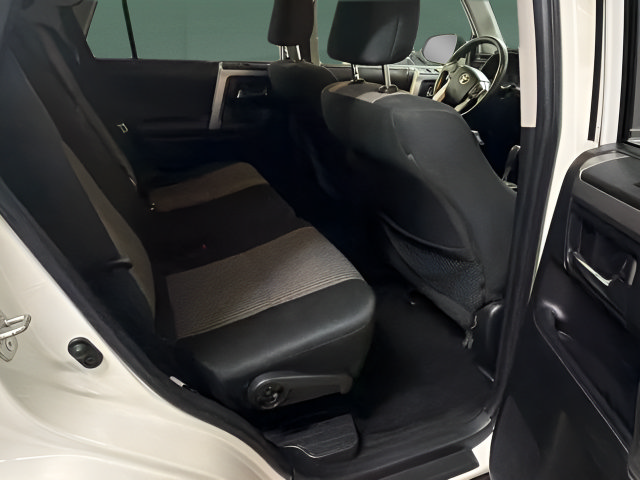 Used 2022 Toyota 4Runner SR5 AWD/4WD image 14