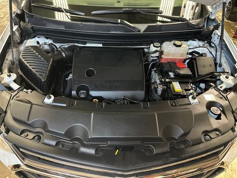 Used 2019 Chevrolet Traverse Premier AWD/4WD image 10