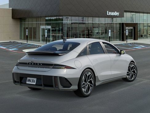 New 2025 Hyundai Ioniq 6 SEL image 4