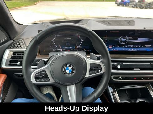 Used 2024 BMW X7 xDrive40i w/ M Sport Package AWD/4WD image 21