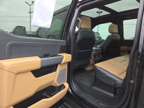 Used 2024 Ford F250 Lariat w/ Lariat Ultimate Package image 11