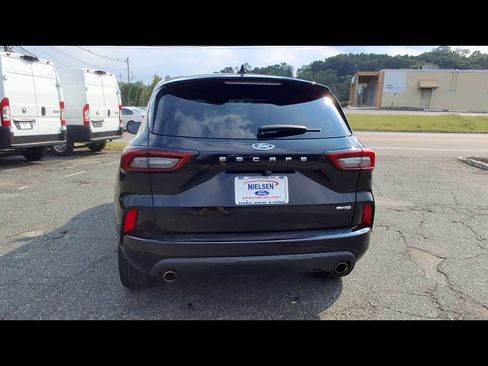 Certified 2024 Ford Escape ST-Line w/ Tech Pack #1 AWD/4WD image 7