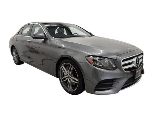 Used 2019 Mercedes-Benz E 300 4MATIC image 3