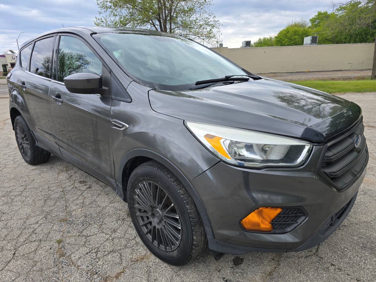 Used 2017 Ford Escape S FWD image 3