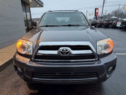 Used 2008 Toyota 4Runner SR5 image 4