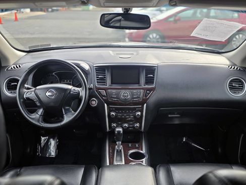 Used 2015 Nissan Pathfinder SL w/ Trailer Tow Package image 14