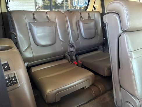 Used 2011 Lexus GX 460 Premium w/ Convenience Pkg image 21