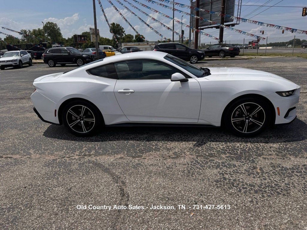 Used 2024 Ford Mustang Premium RWD image 4