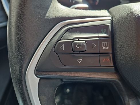 Certified 2023 Jeep Grand Cherokee Limited w/ MOPAR Finishing Package AWD/4WD image 27